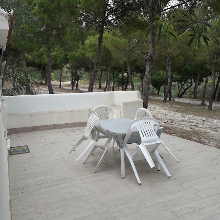 Camping La Pineta Village Порто Емпедокле Екстериор снимка